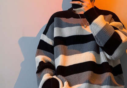 Thick Striped Sweater Men's Loose Round Neck Sweater