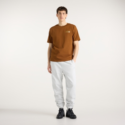 New Balance Athletics プレミアムロゴスウェットショートスリーブTシャツ, MT41908BFT
