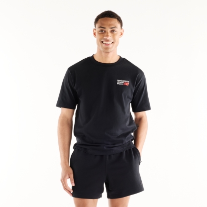 Ngawang is wearing size M and is 6'1.5"/187cm. Chest: 39.5"/100.3cm, Waist: 33"/84cm, Hips: 40"/102cm
