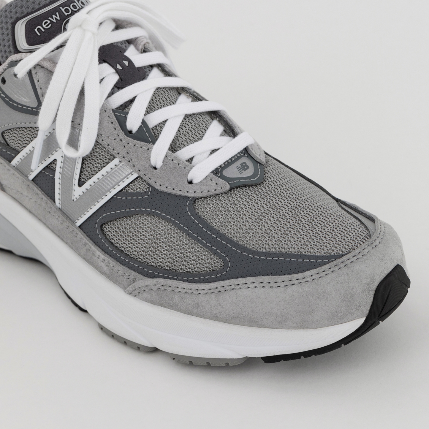 New Balance Made in USA 990v6, M990GL6