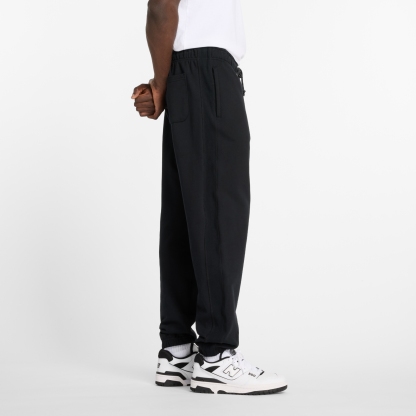 Sebastian is wearing size M and is 6'2"/188cm. Chest: 38.75"/98.4cm, Waist: 32"/81.3cm, Hips: 39"/99cm