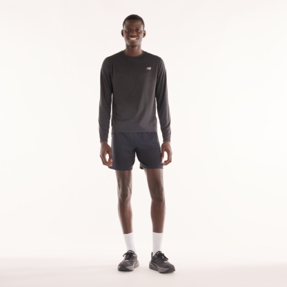 Tyler is wearing size M and is 6'/182.8cm. Chest: 36.25"/92cm, Waist: 29.5"/75cm, Hips: 37"/94cm
