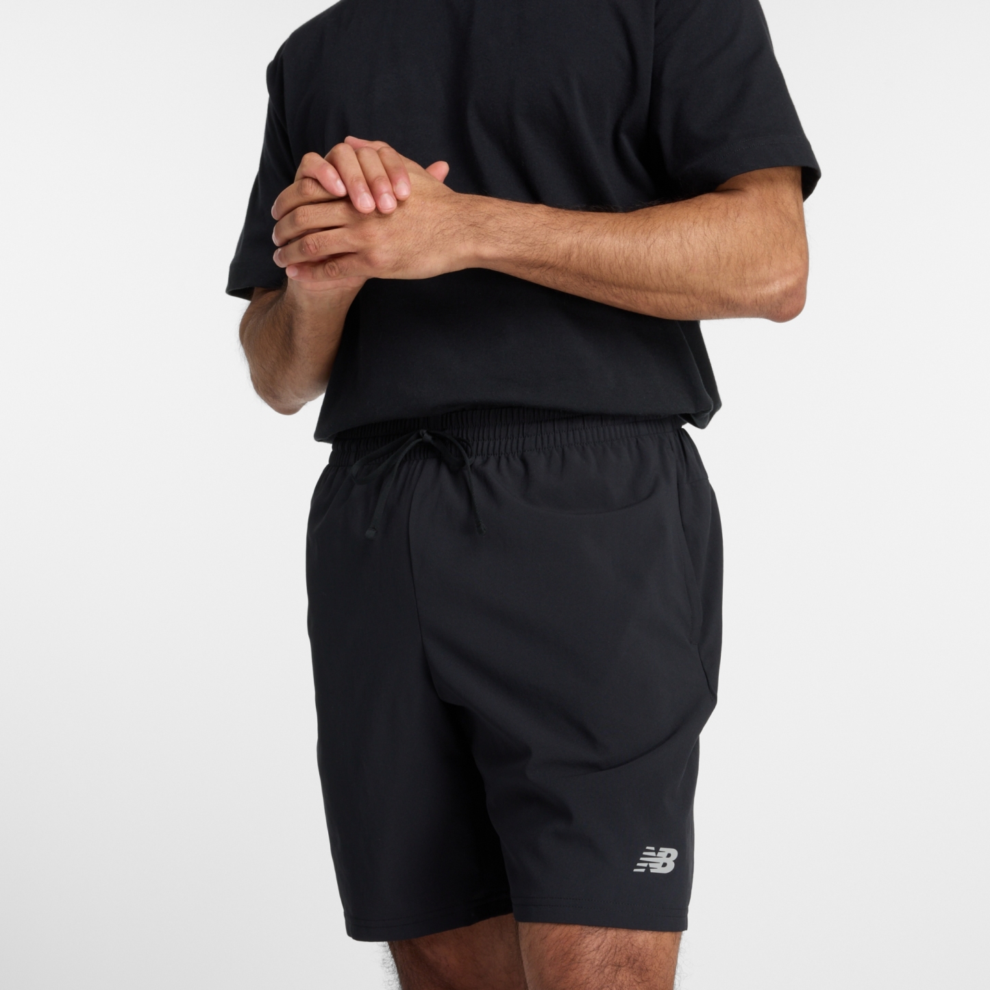 Sebastian is wearing size M and is 6'2"/188cm. Chest: 38.75"/98.4cm, Waist: 32"/81.3cm, Hips: 39"/99cm