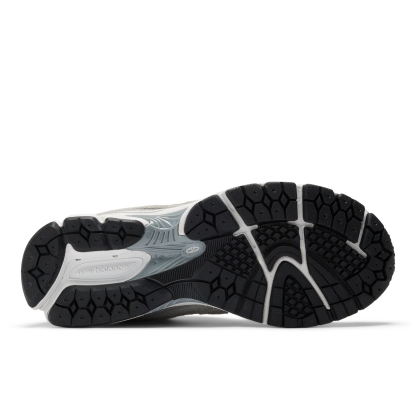 New Balance 2002R, M2002RST