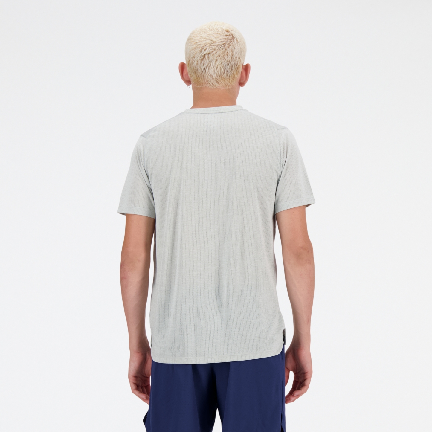 Sebastian is wearing size M and is 6'2"/188cm. Chest: 38.75"/98.4cm, Waist: 32"/81.3cm, Hips: 39"/99cm