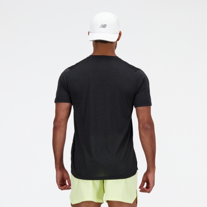 Pranav is wearing size M and is 6'/182.8cm. Waist: 30.5"/77.5cm