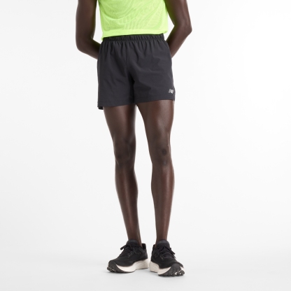 Tyler is wearing size M and is 6'/182.8cm. Chest: 36.25"/92cm, Waist: 29.5"/75cm, Hips: 37"/94cm