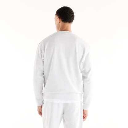 Tyler is wearing size M and is 6'/182.8cm. Chest: 36.25"/92cm, Waist: 29.5"/75cm, Hips: 37"/94cm