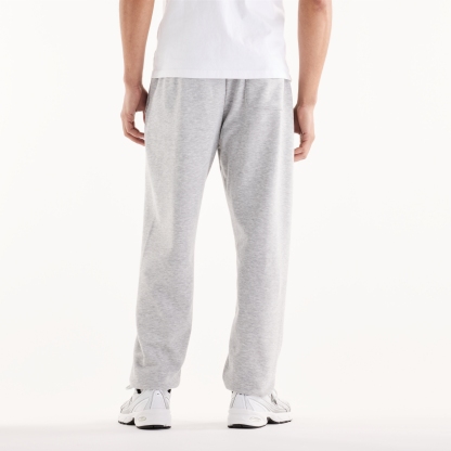 Pranav is wearing size M and is 6'/182.8cm. Waist: 30.5"/77.5cm