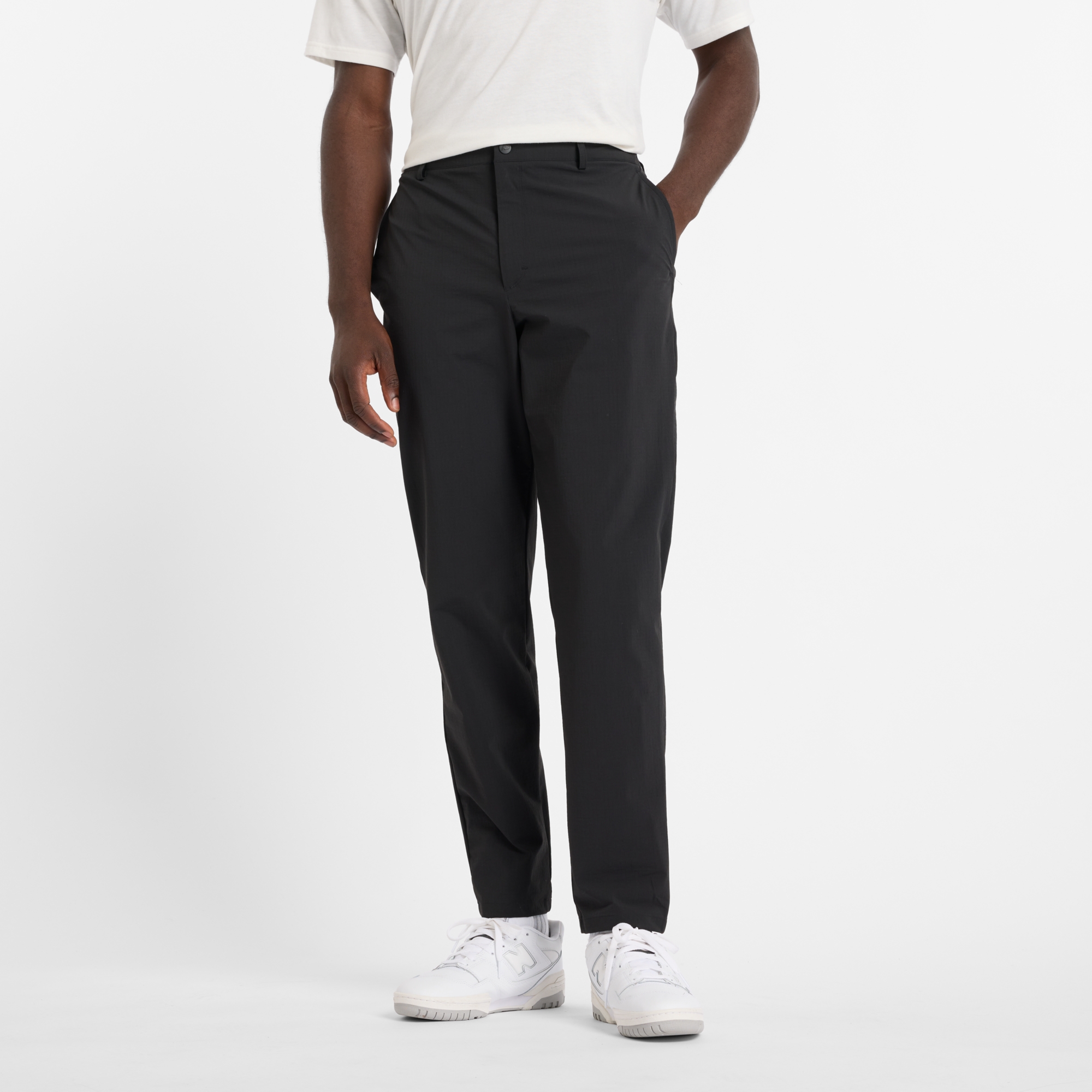 Gene is wearing size M and is 6’0"/182.9cm. Waist: 30"/76cm