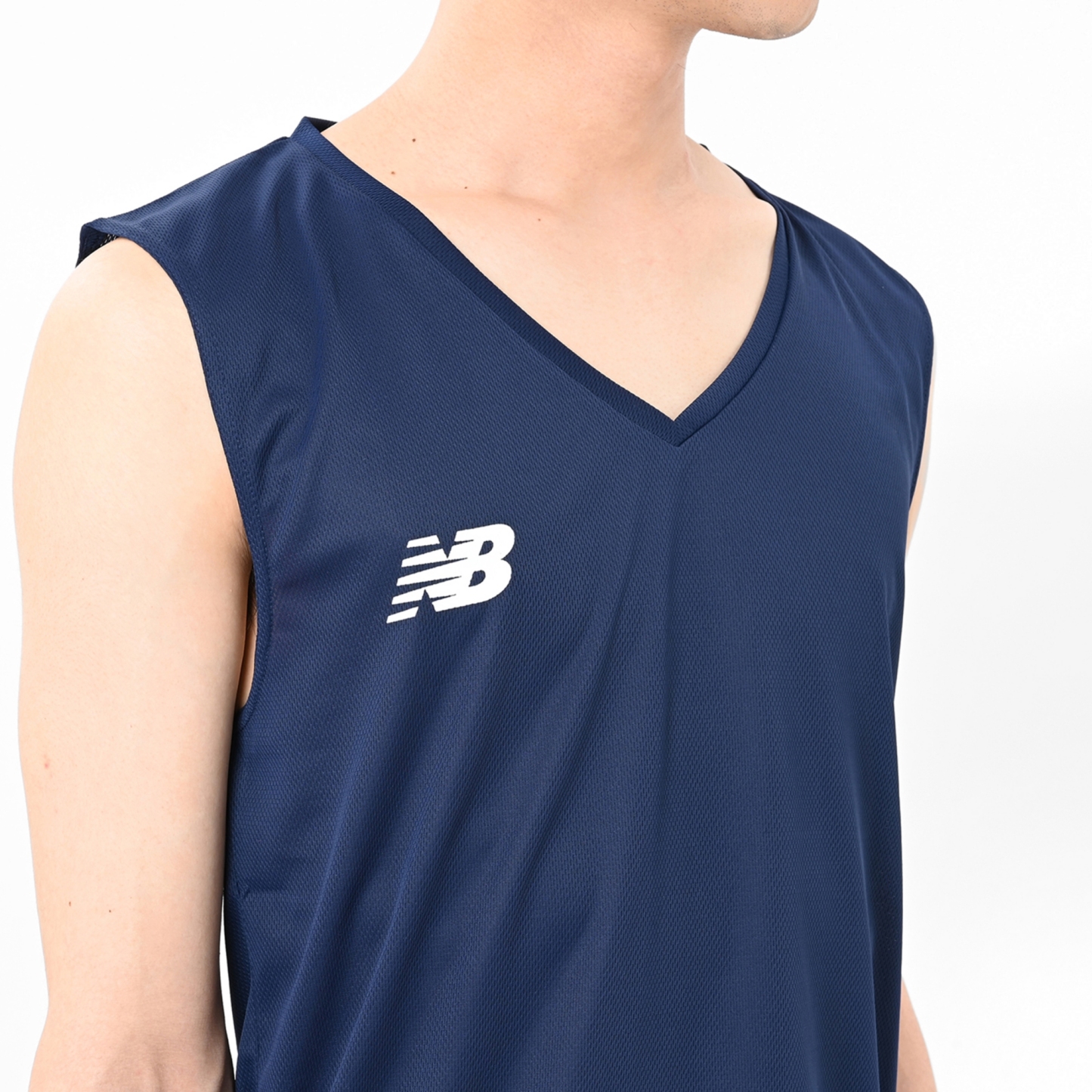 New Balance インナーシャツ Vネックノースリーブ, JMTF1022NV