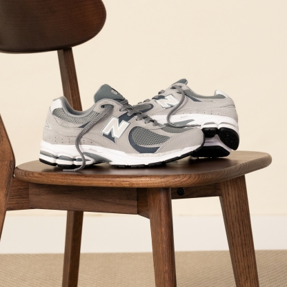New Balance 2002R, M2002RST