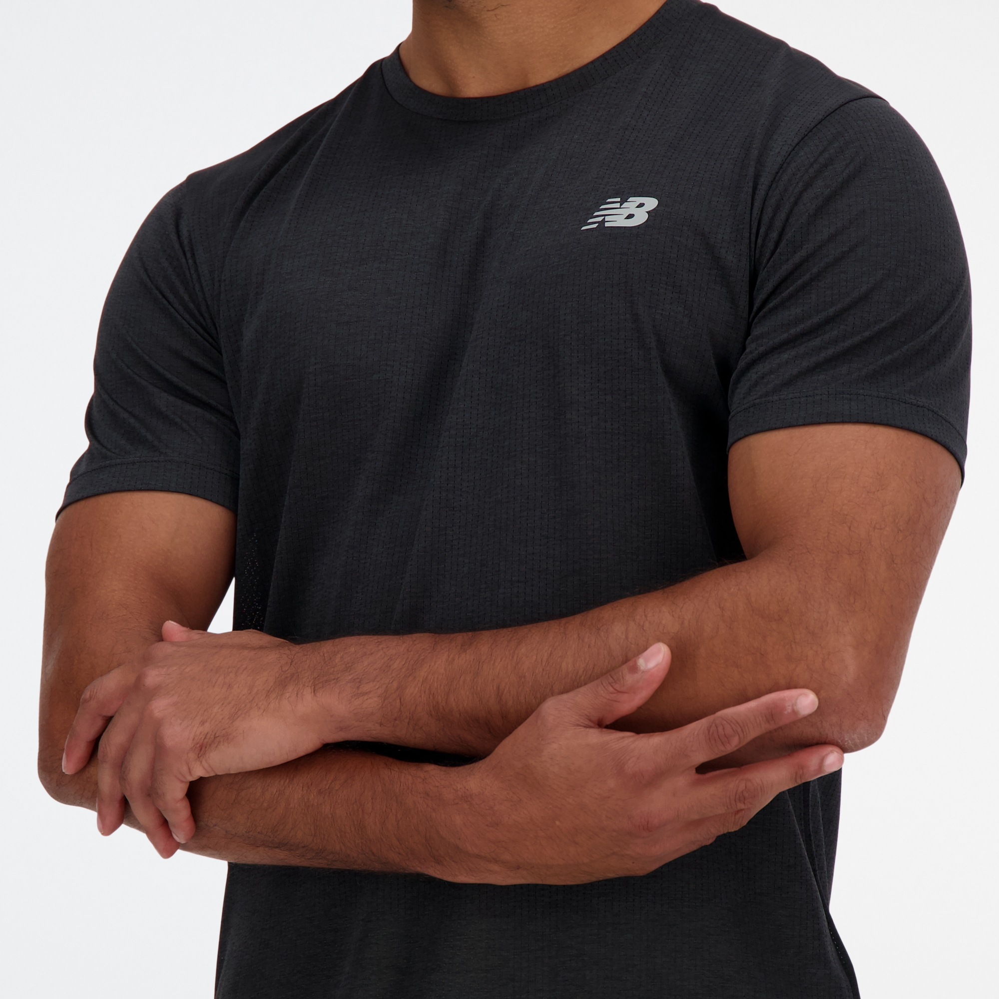 Pranav is wearing size M and is 6'/182.8cm. Waist: 30.5"/77.5cm