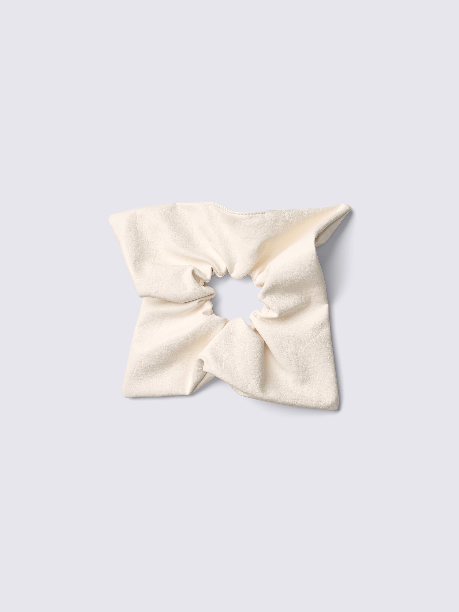 スクエアフェイクレザーシュシュ - 30 NATURAL