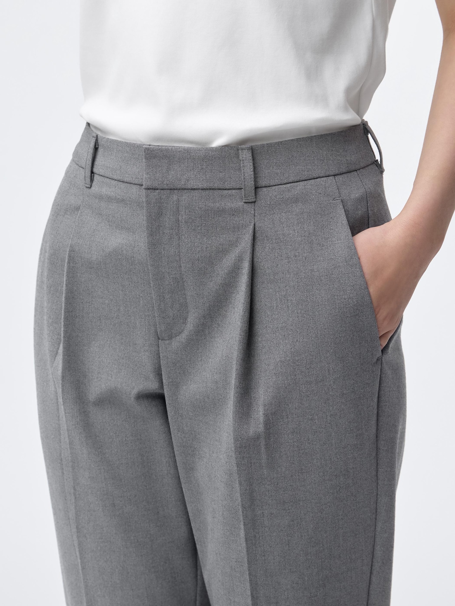 ウォッシャブルテーパードパンツ