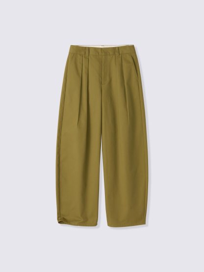 チノタックバレルパンツ