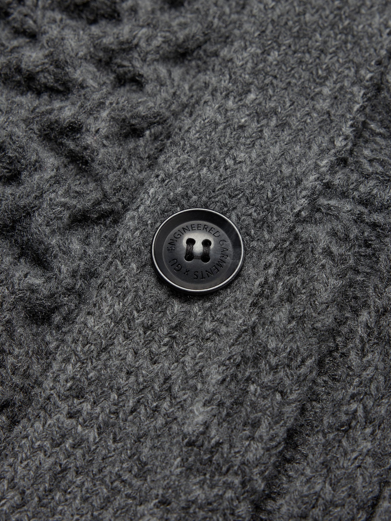 ケーブルクルーネックカーディガン ENGINEERED GARMENTS