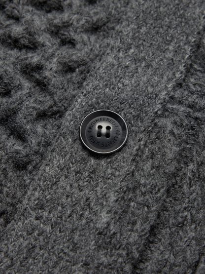 ケーブルクルーネックカーディガン ENGINEERED GARMENTS