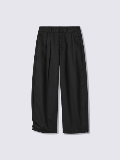 チノタックバレルパンツ(丈短め)