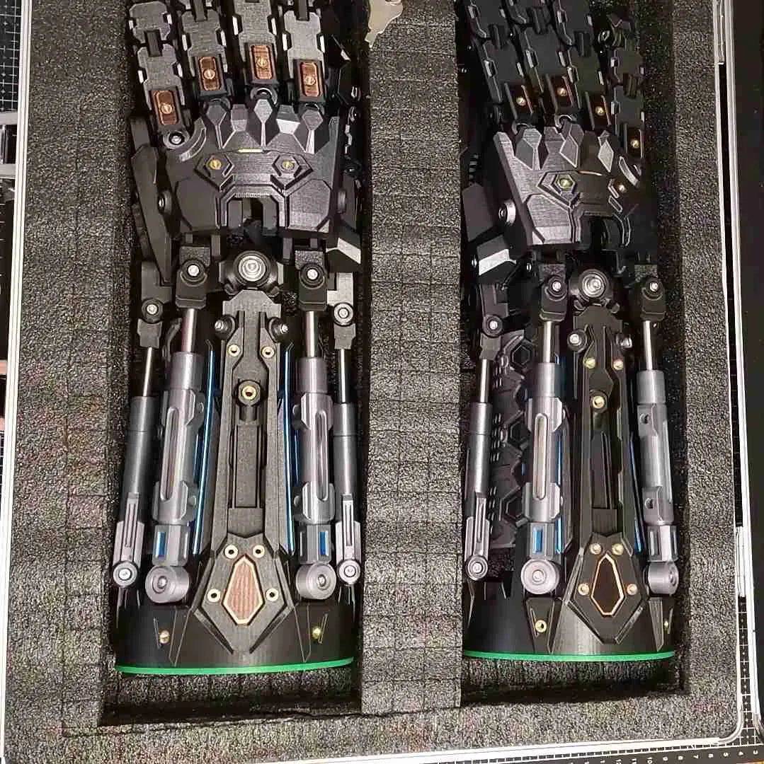 Cyberpunk 3D Printed Exoskeleton Arm Armor | Fully Articulated Cosplay Prop