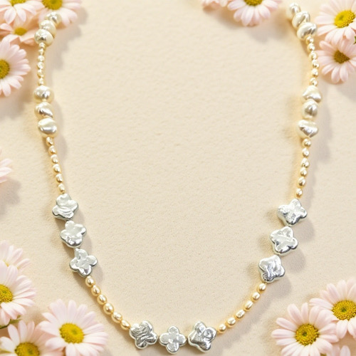 Nine-Leaf Flower Chimes--Handmade Pink-Gold Baroque Pearl Necklace with Nine Four-Leaf Clovers