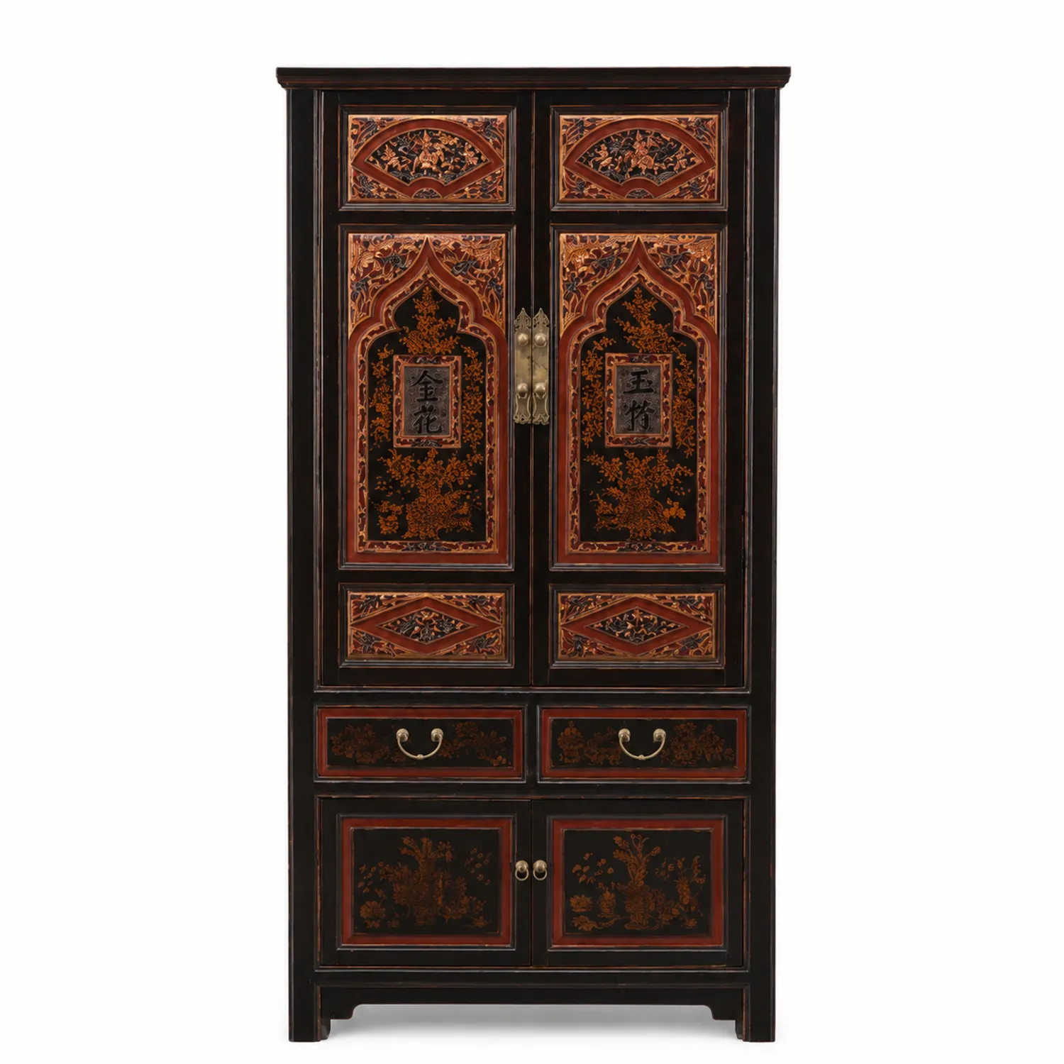 Armoire en bois de pin laqué noir avec décorations orientales-rusticvillae