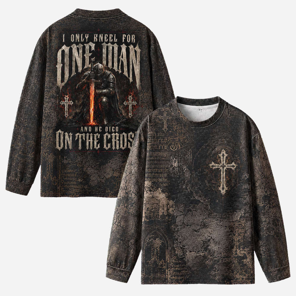 Kneeling Knight Eco Oversized Long-Sleeve Graphic Tees · GRS Certified