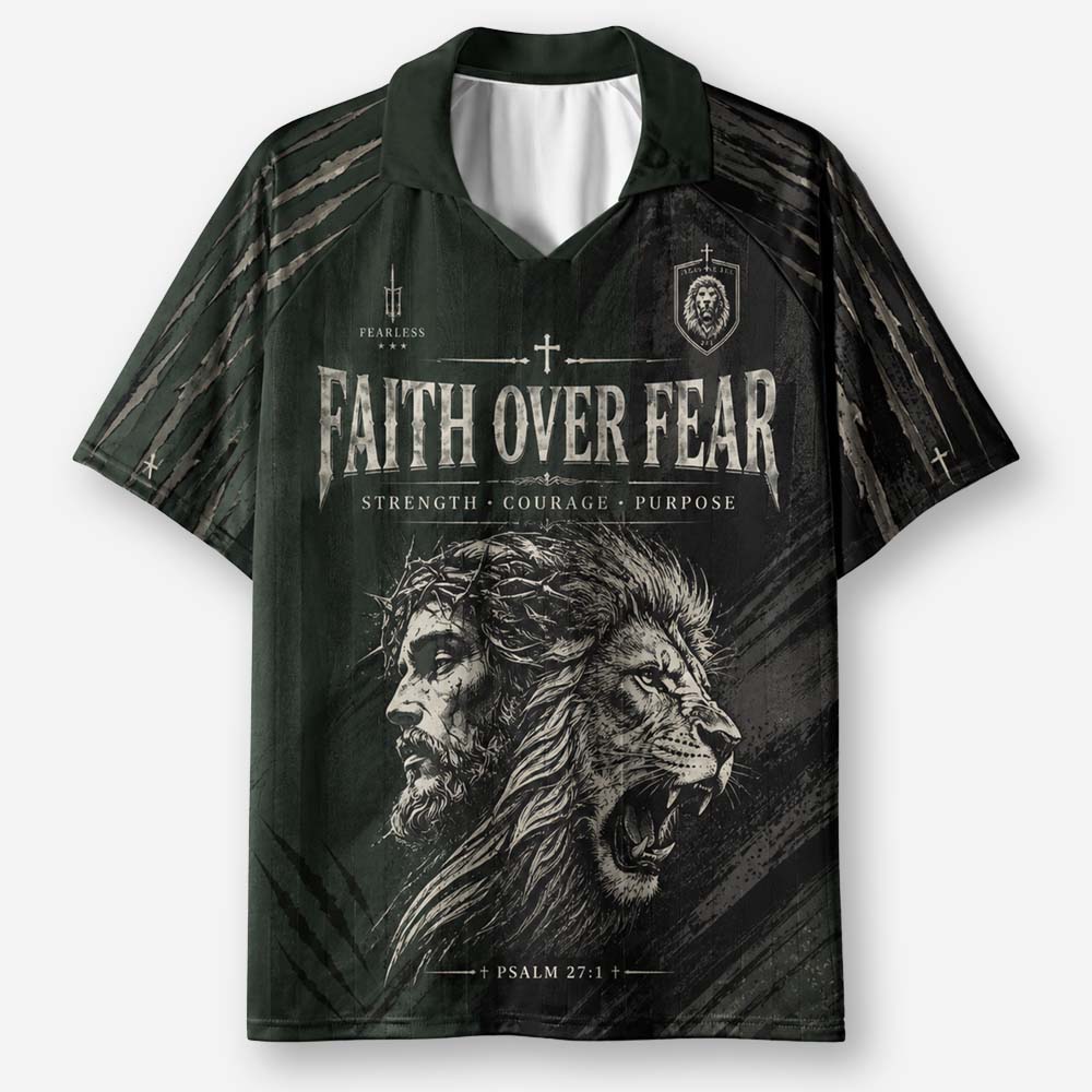 Fearless Lion Graphic Collar Jersey