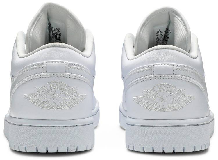 Low 'Triple White' AO9944-111