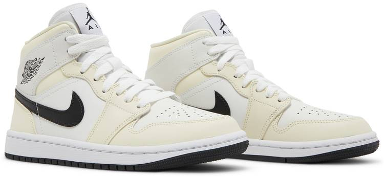 Wmns Mid 'Coconut Milk' BQ6472-121