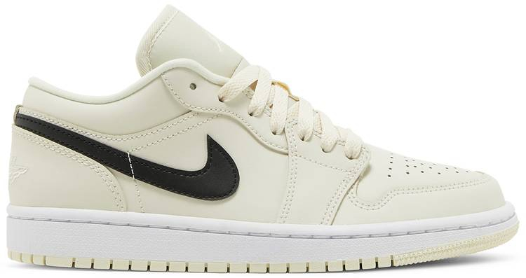Wmns Low 'Coconut Milk' DC0774-121
