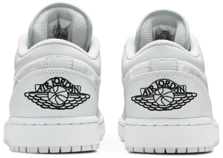 Low 'White Camo' DC9036-100
