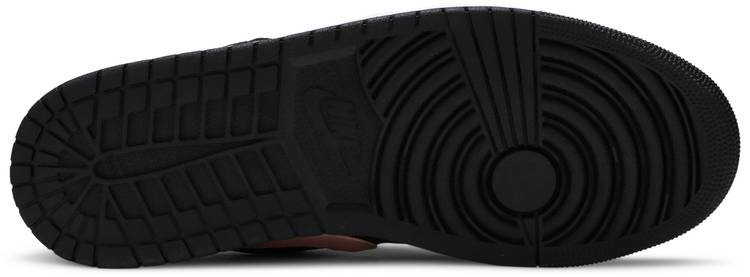 Low 'Crimson Tint' 553558-034