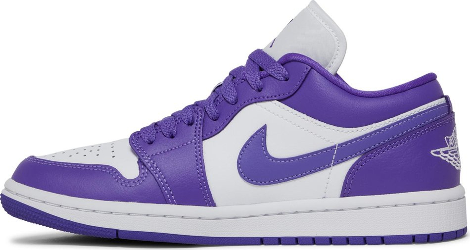 Wmns Low 'Psychic Purple' DC0774-500