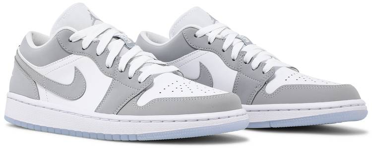 Low White Wolf Grey dc0774-105