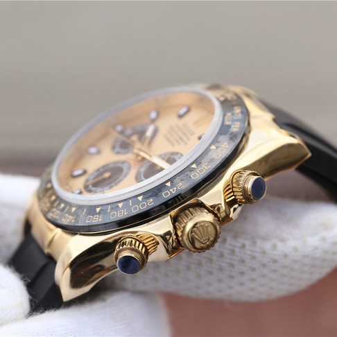 Daytona Champagne Dial with Black Subdials 40mm