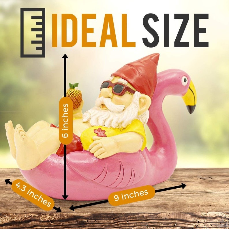 🎁Garden Gnome Statue on Flamingo
