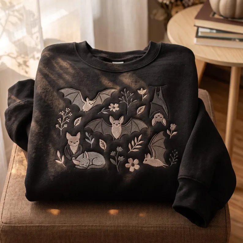  Gothic Cottagecore Floral Bats Embroidered Sweatshirt
