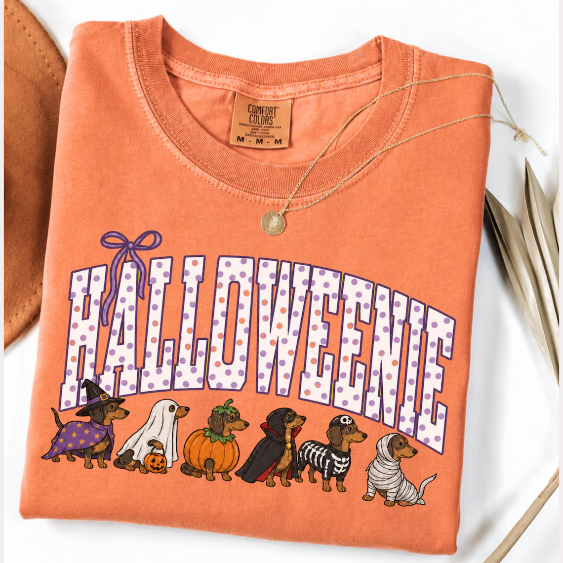  Funny Halloweenie Dachshund T-shirt