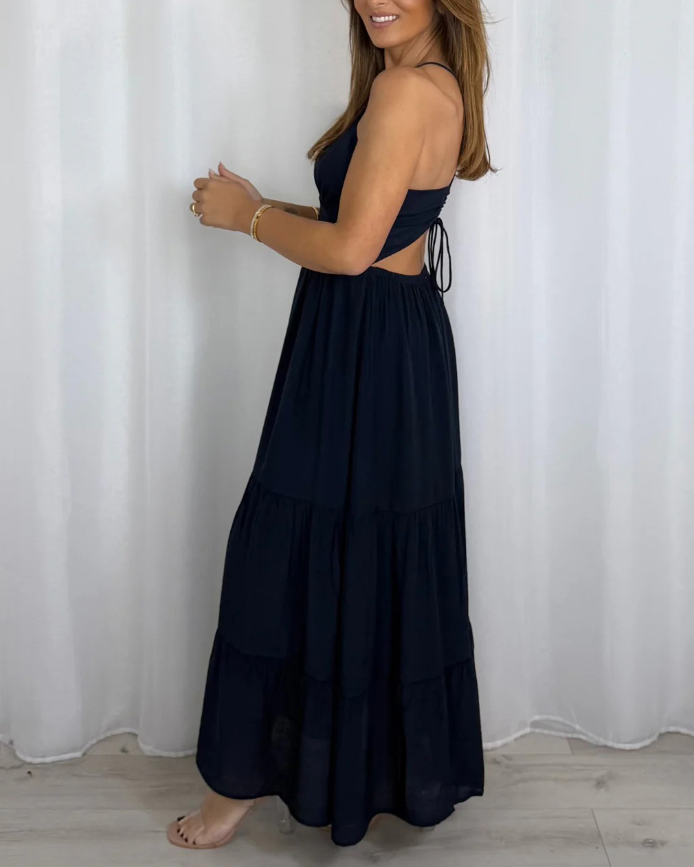 Women's Open Back Tiered Skirt V-Neck Dress (4 Colours)