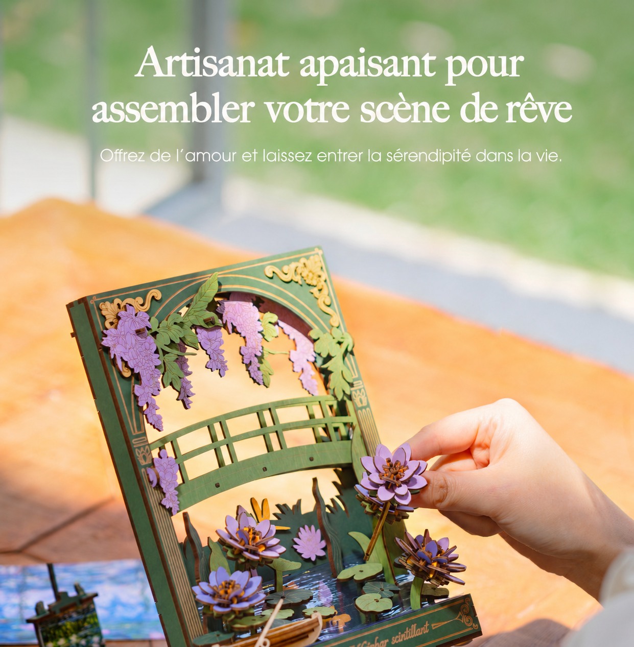 Rowood Glittering Water Lily TH001 cover avec moonlit garden scene