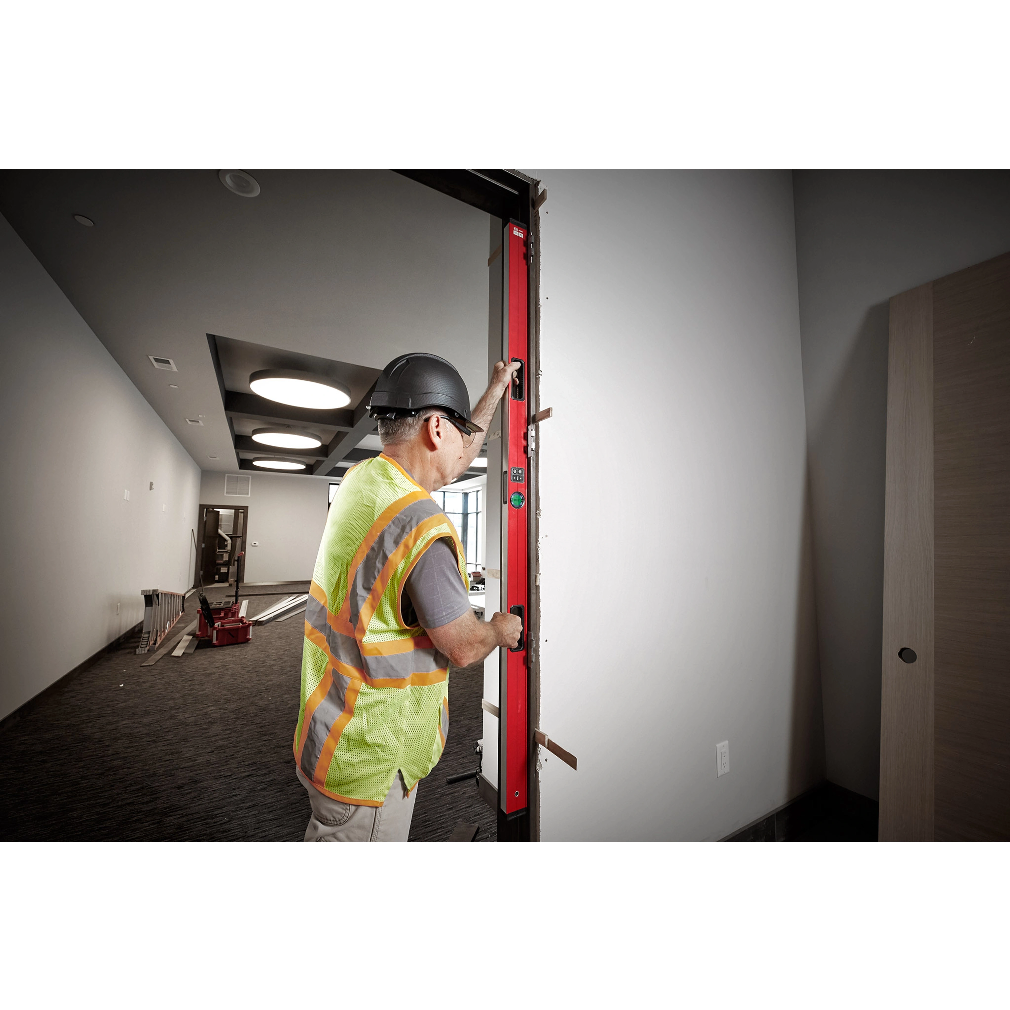 Digital Level w/ PINPOINT™ Measurement Technology