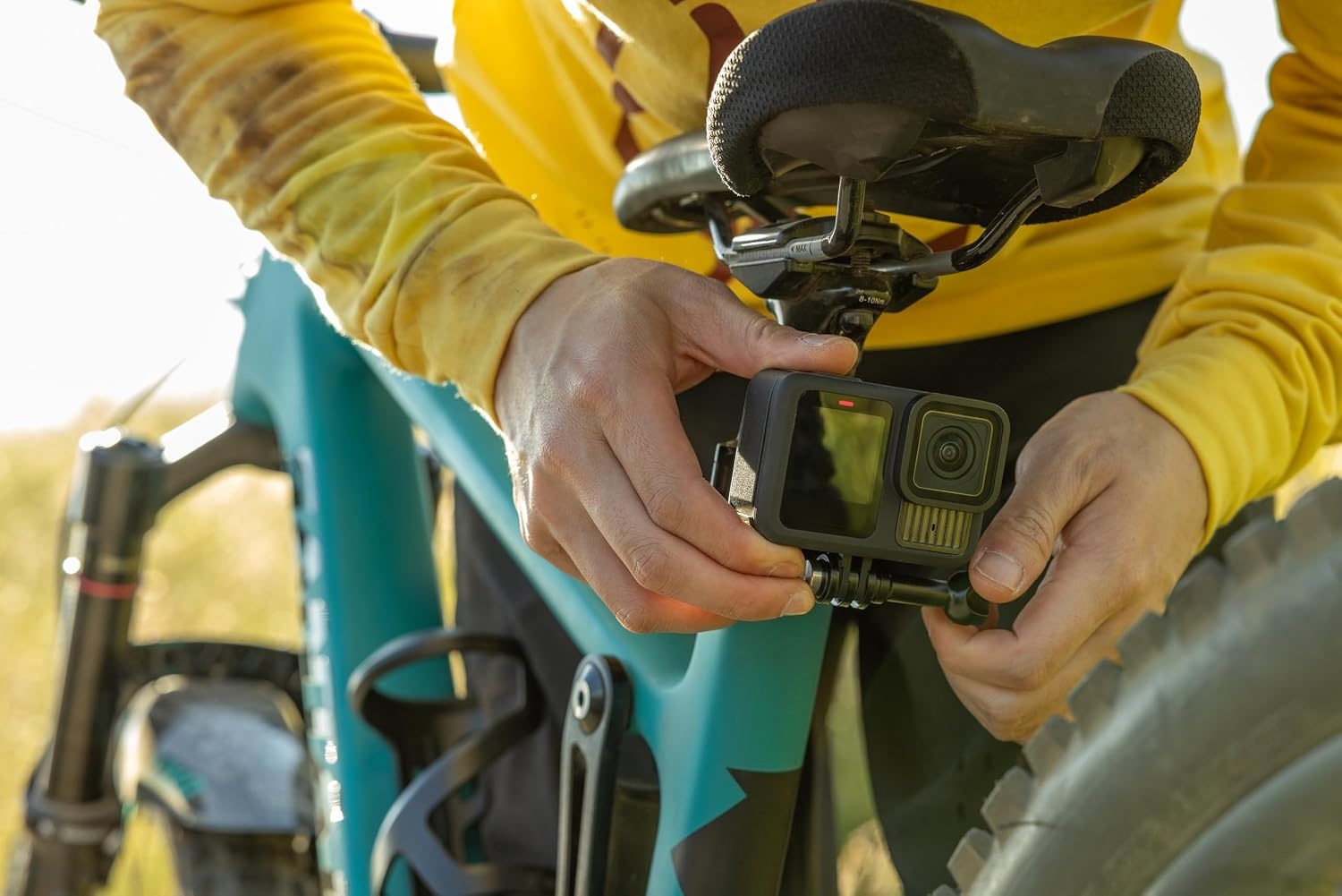 4K Ultra HD Dual Screen Action Camera, Waterproof Sports Cam （Fuel your creativity）