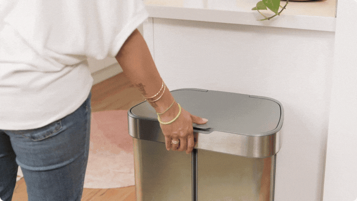 Front-loading double-door trash bin