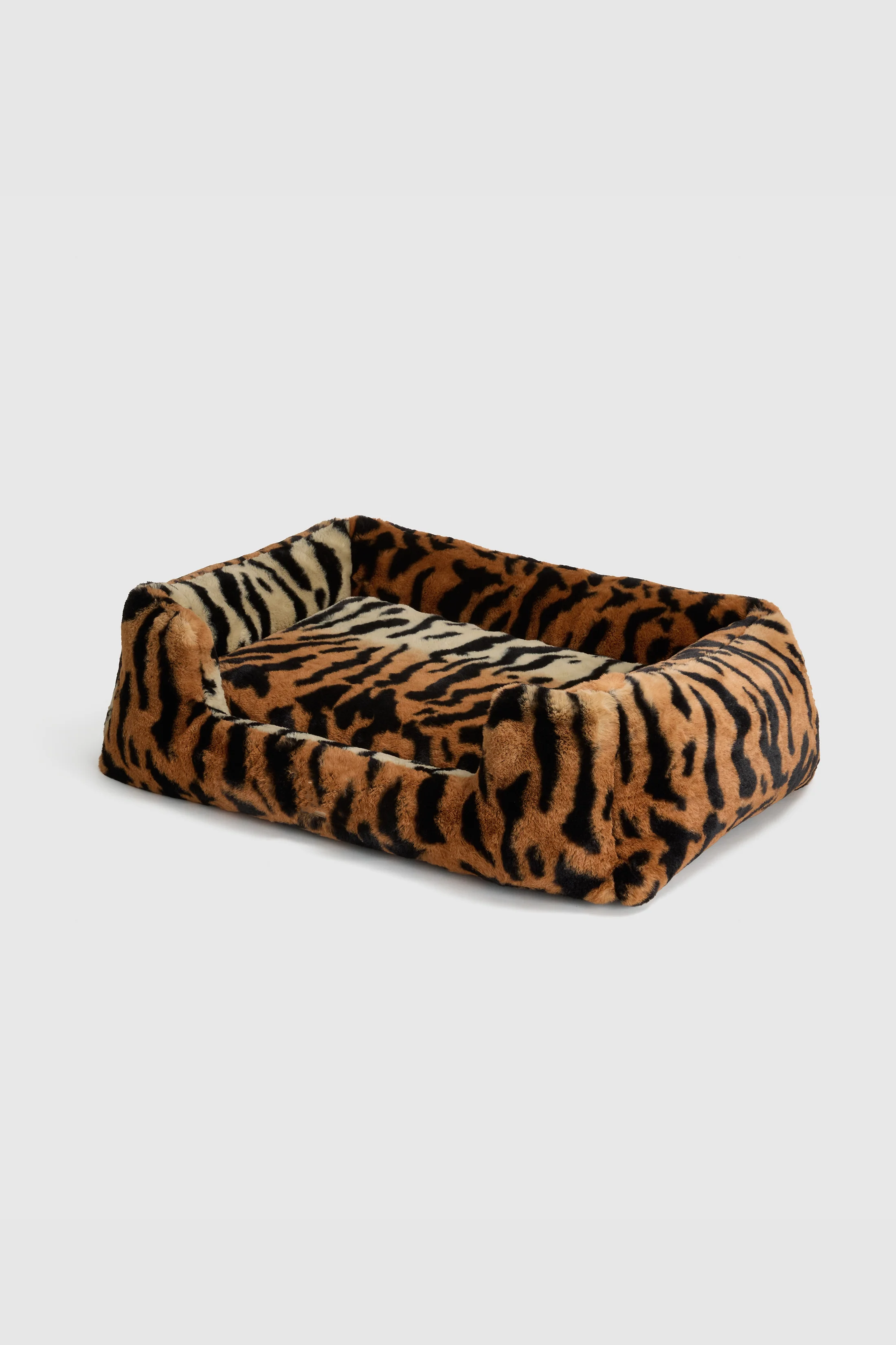 The Lola Pet Bed | Leopard