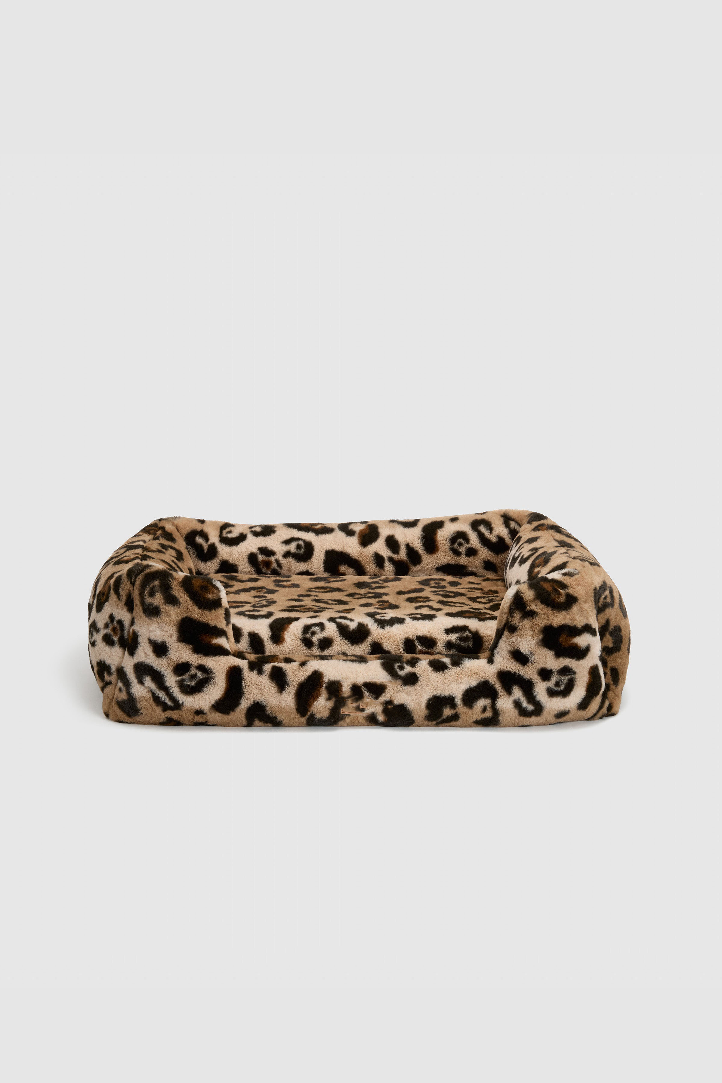 Orthopedic foam pet bed front view