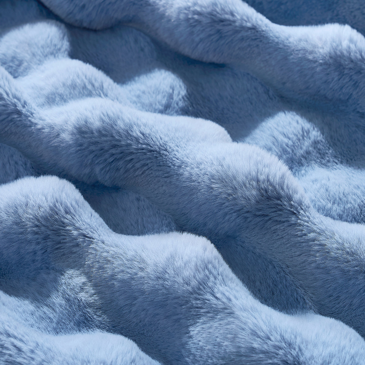 Bubble Faux Fur Throw Blanket - Tie-dye Pink