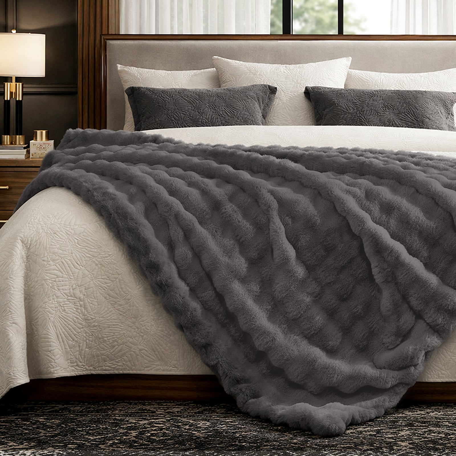 Bubble Faux Fur Throw Blanket - Tie-dye Pink