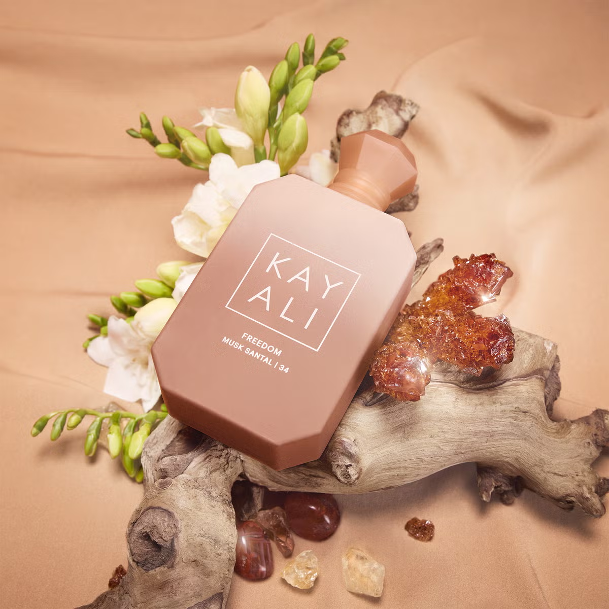Freedom Musk Santal 34 Eau de Parfum Kayali Fragrances 100ml Perfume Fragrance Cologne