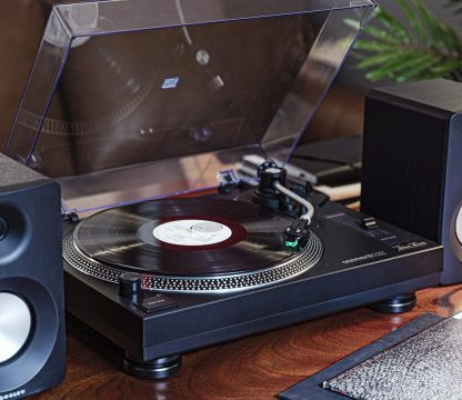 Crosley C100BT-BK Belt-Drive Bluetooth Turntable with S-Shaped Tone Arm with Adjustable Counterweight, Black